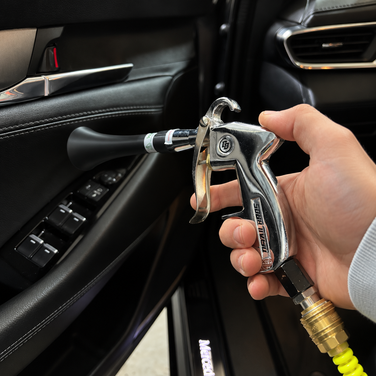 Tornado air gun - Car upholstery cleaning gun
